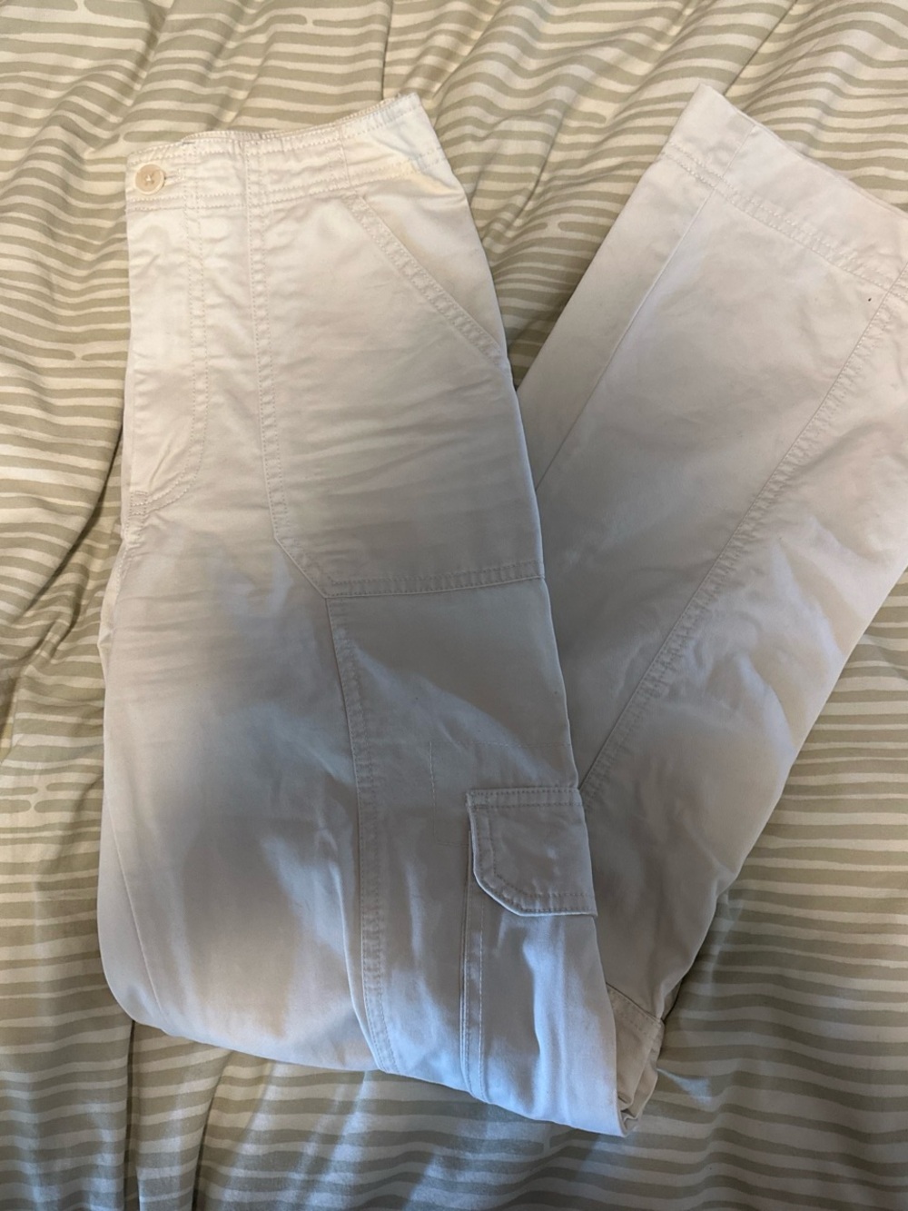 Women’s White Cargo Pants - Classic Casual Style